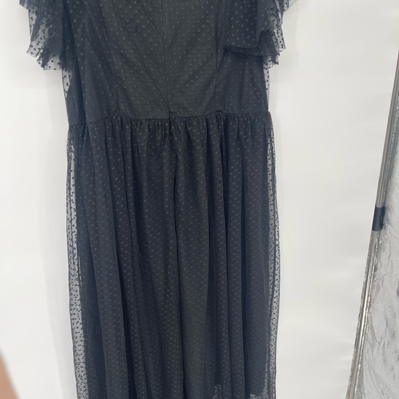 Elegant Black Maxi Dress - Picture 6 of 7